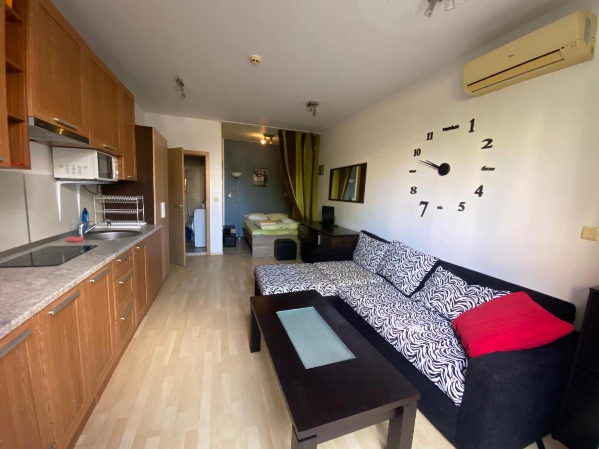 Stella Polaris 1 Apartments Слънчев бряг Екстериор снимка